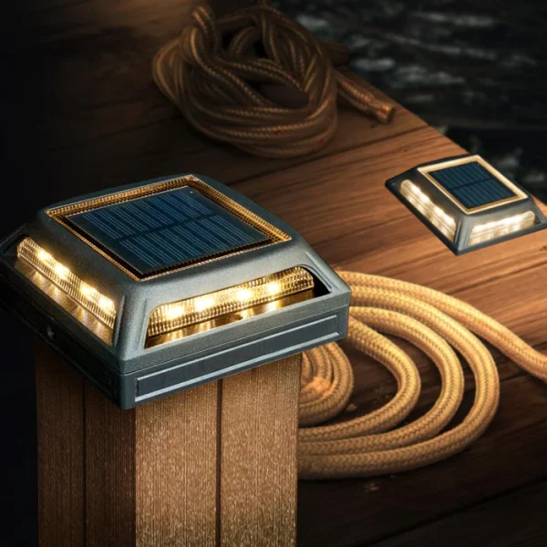 Muskoka Universal Solar Dock/Deck & Post Cap Light - Black - Image 2